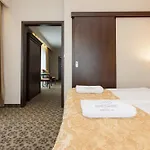 Lambert Medical Hotel 4*