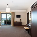 Hotel Lambert Medical Ustronie Morskie