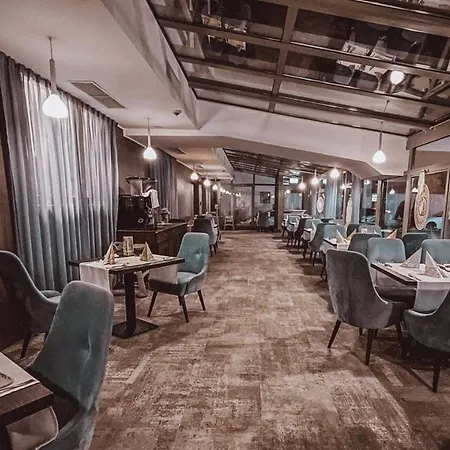 Lambert Medical Hotel 4*