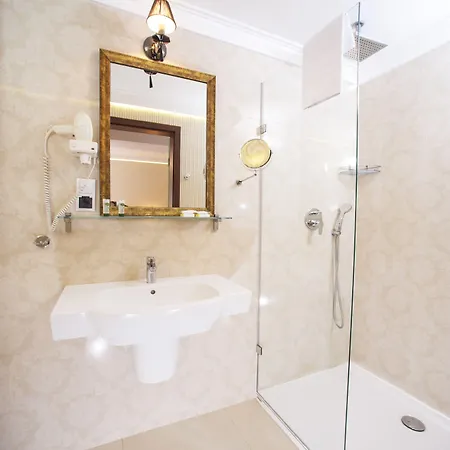 酒店 兰伯特spa疗养酒店 尤斯托尼莫斯基