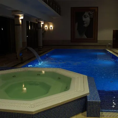 兰伯特spa疗养酒店 尤斯托尼莫斯基