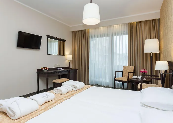 Lambert Medical ホテル ウストロニエ・モルスキエ