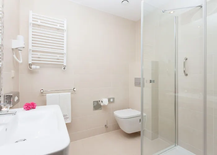 Lambert Medical ウストロニエ・モルスキエ