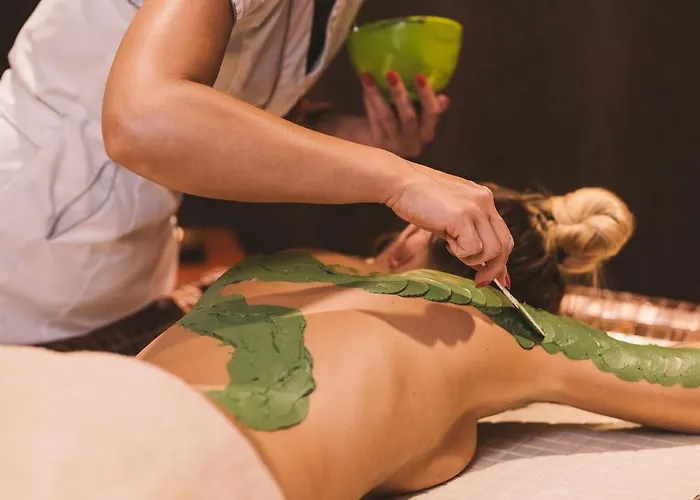 Lambert Medical ウストロニエ・モルスキエ