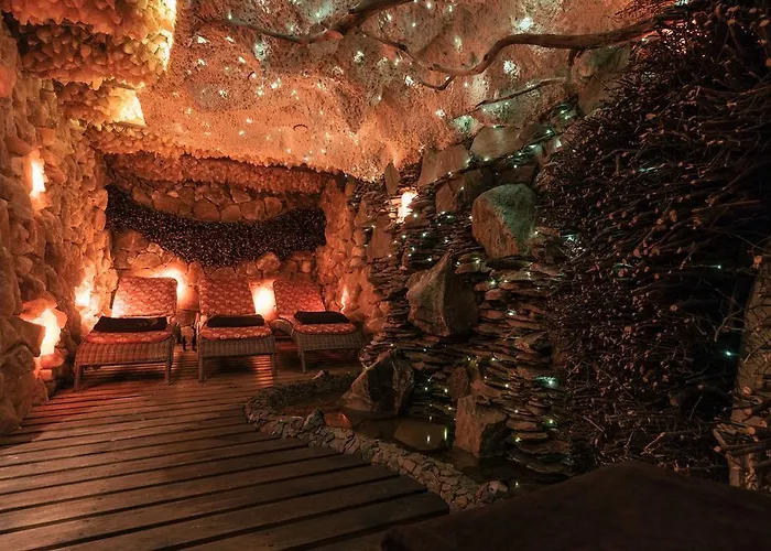 Lambert Medical 4* ウストロニエ・モルスキエ